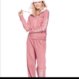 Vs Pink Sherpa full zip hoodie campus joggers Sm/med rare set 2017 COLLECTION